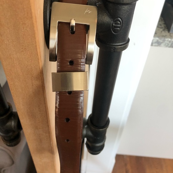 KENNETH COLE.... Italian leather belt - Picture 5 of 8